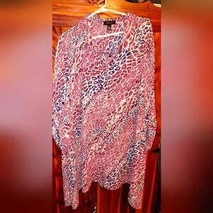 Melissa Paige Burgandy And Navy Patterned Blouse EUC Smoke Free Home